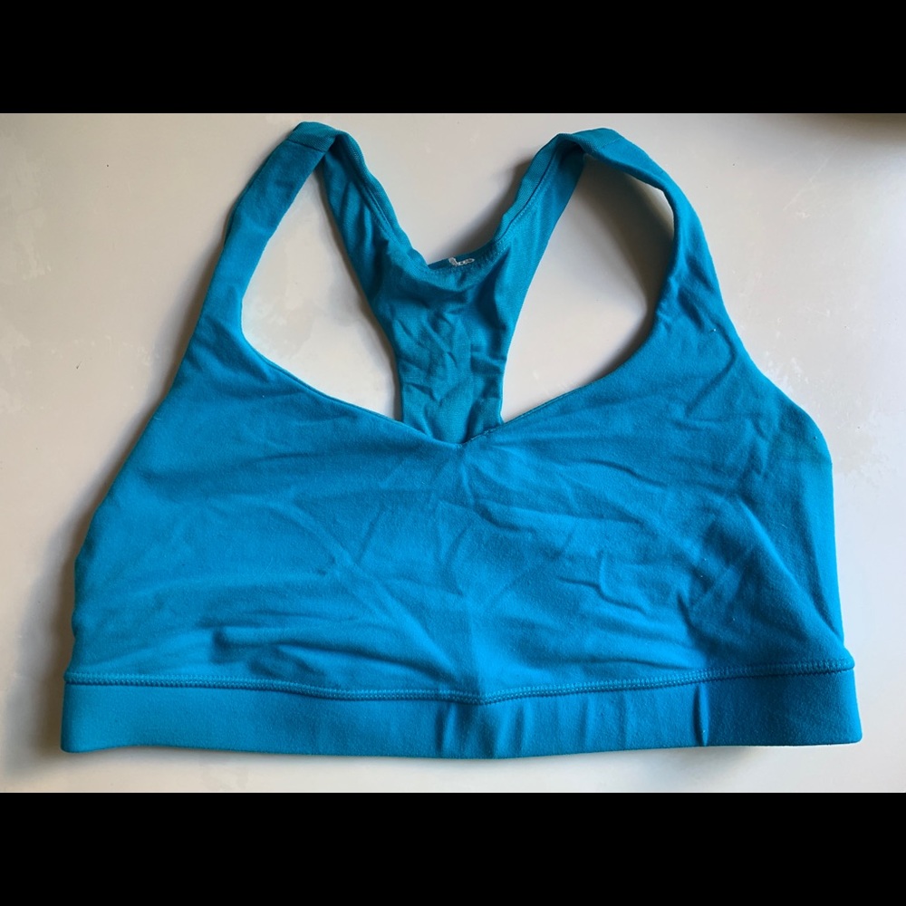 Lululemon sports bra